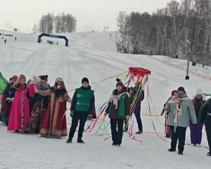 Команда «Разреза Тайлепский» приняла участие в юбилейном шоу «Поехали!» 
