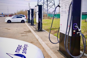 «Росатом» запустил первые малые электрозарядные комплексы в Москве