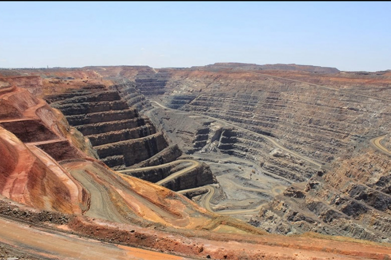 Сначала было золото