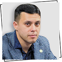 Андрей Ушаков