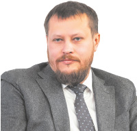 Павел Сникарс