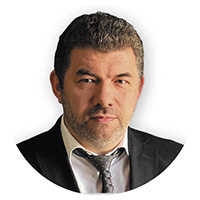 Олег КАЗАНОВ