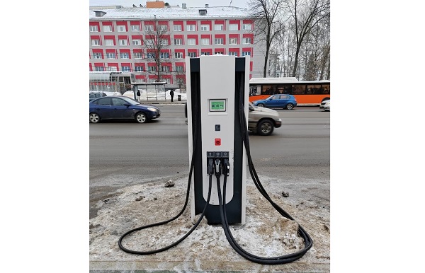 E-PROM выступает оператором зарядных станций для электромобилей в Нижнем Новгороде 