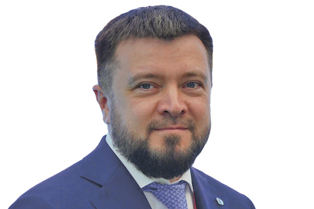 Заместитель директора Фонда Росконгресс,  директор Международного форума "Российская энергетическая неделя" Владимир Затынайко