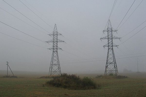 Псковские энергетики завершили запланированный на 2018 год монтаж грозотроса на воздушных ЛЭП 
