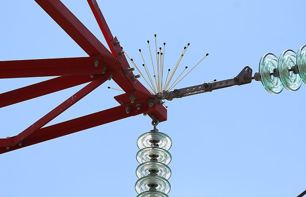 «Россети» инвестирует более 3 млн. рублей в установку птицезащитных устройств на Северном Кавказе