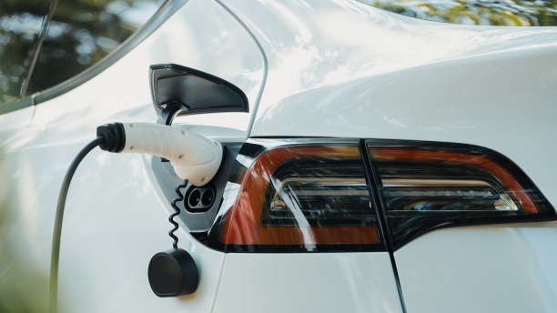 Электрозаправочная станция открыта в курортном поселке Кузбасса