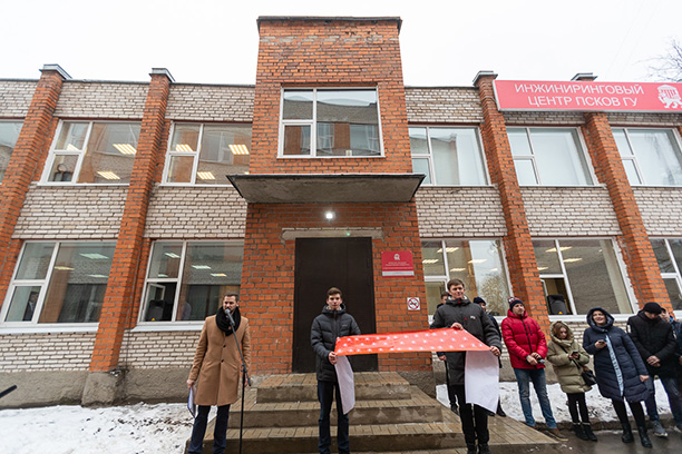 Зачем будущим электротехникам инжиниринговые центры?