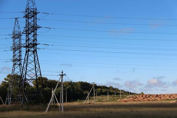 Специалисты «Янтарьэнерго» реконструируют электросети региона