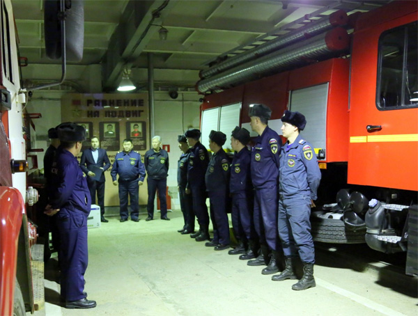 Республика Саха: Энергетики поздравили пожарных с профессиональным праздником