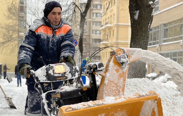 Непогода не повлияла на подачу тепла и электричества в Москве