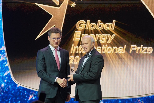 Сергей Алексеенко: Мы находимся на пороге революционных изменений в структуре энергетики