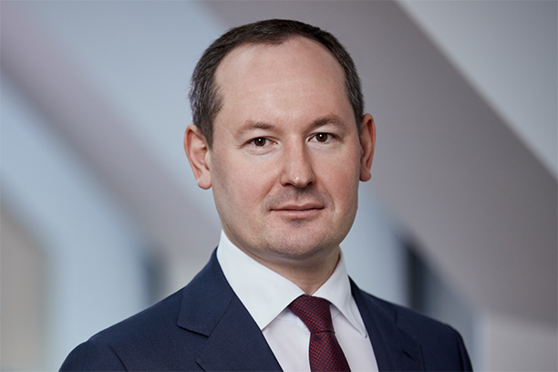 Отвечать современным запросам рынка