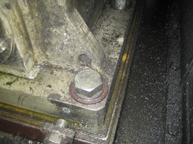 Чистка изоляции подшипников генератора