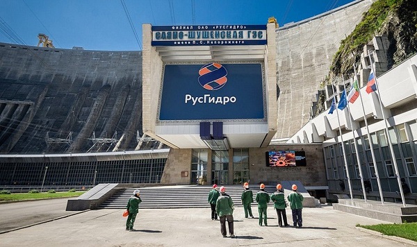 ПАО «РусГидро» в 2021 году ожидает роста номинальной чистой прибыли по МСФО на 43%, 