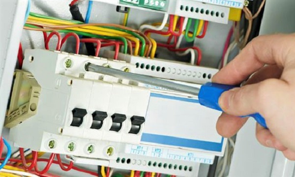 В Удмуртии 29 организаций остались без света за долги