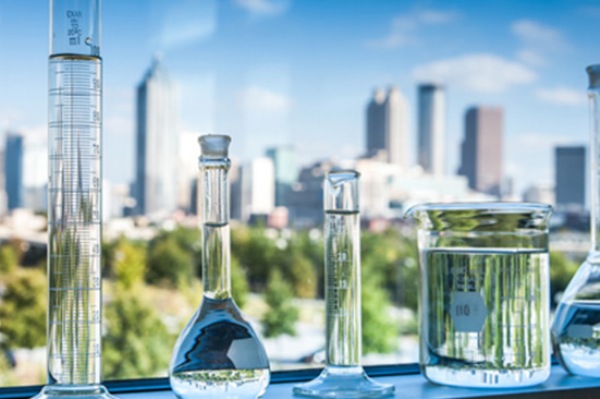 Поздравляем с Днем работников химической и нефтехимической промышленности!