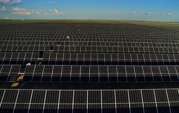 Enel ввела в эксплуатацию вторую очередь солнечной электростанции Roadrunner в штате Техас
