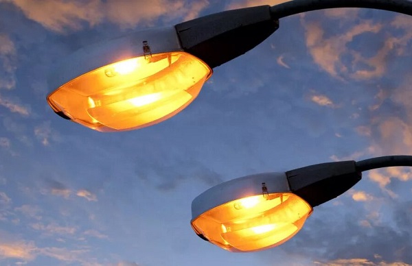 «Волгоградэнерго» за полугодие подключил около 60 линий уличного освещения