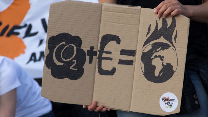 Глобальные выбросы CO2, связанные с энергетикой, достигли рекорда в 2023 году - МЭА