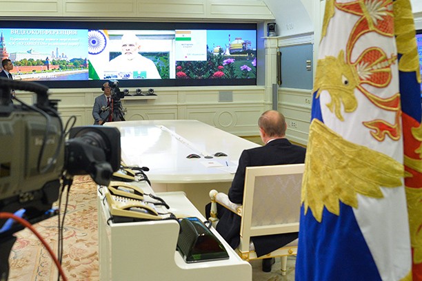 Владимир Путин и Нарендра Моди запустили АЭС «Куданкулам»