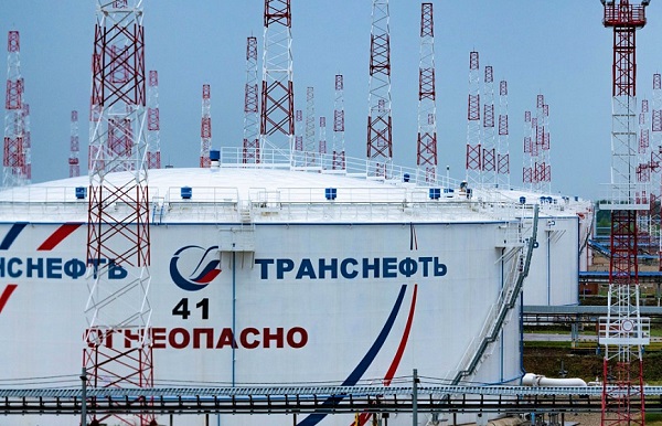 «Транснефть» модернизирует мощности для перекачки светлых нефтепродуктов к балтийскому порту Приморск 