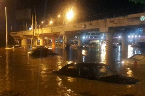 Ливень оставил без света более тысячи человек в Роствое-на-Дону