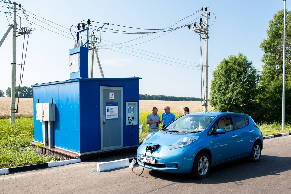«Белгородэнерго» ввело в эксплуатацию две зарядные станции для электромобилей