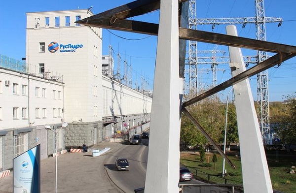 На Камской ГЭС приступили к замене последней маслонапорной установки