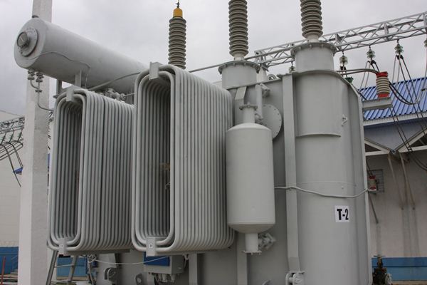 На подстанции 110 кВ «Завеличье» в Пскове ведутся  пусконаладочные работы