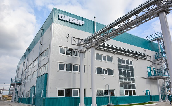 СИБУР и НЕТКАНИКА увеличат производство защитных медицинских изделий