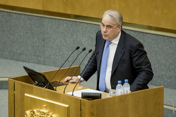 Наиболее проблемной отраслью в части развития конкуренции Павел Завальный называет электроэнергетику