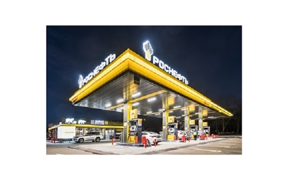 «Роснефть» расширила географию бесконтактной оплаты топлива через сервис Яндекс.Заправки