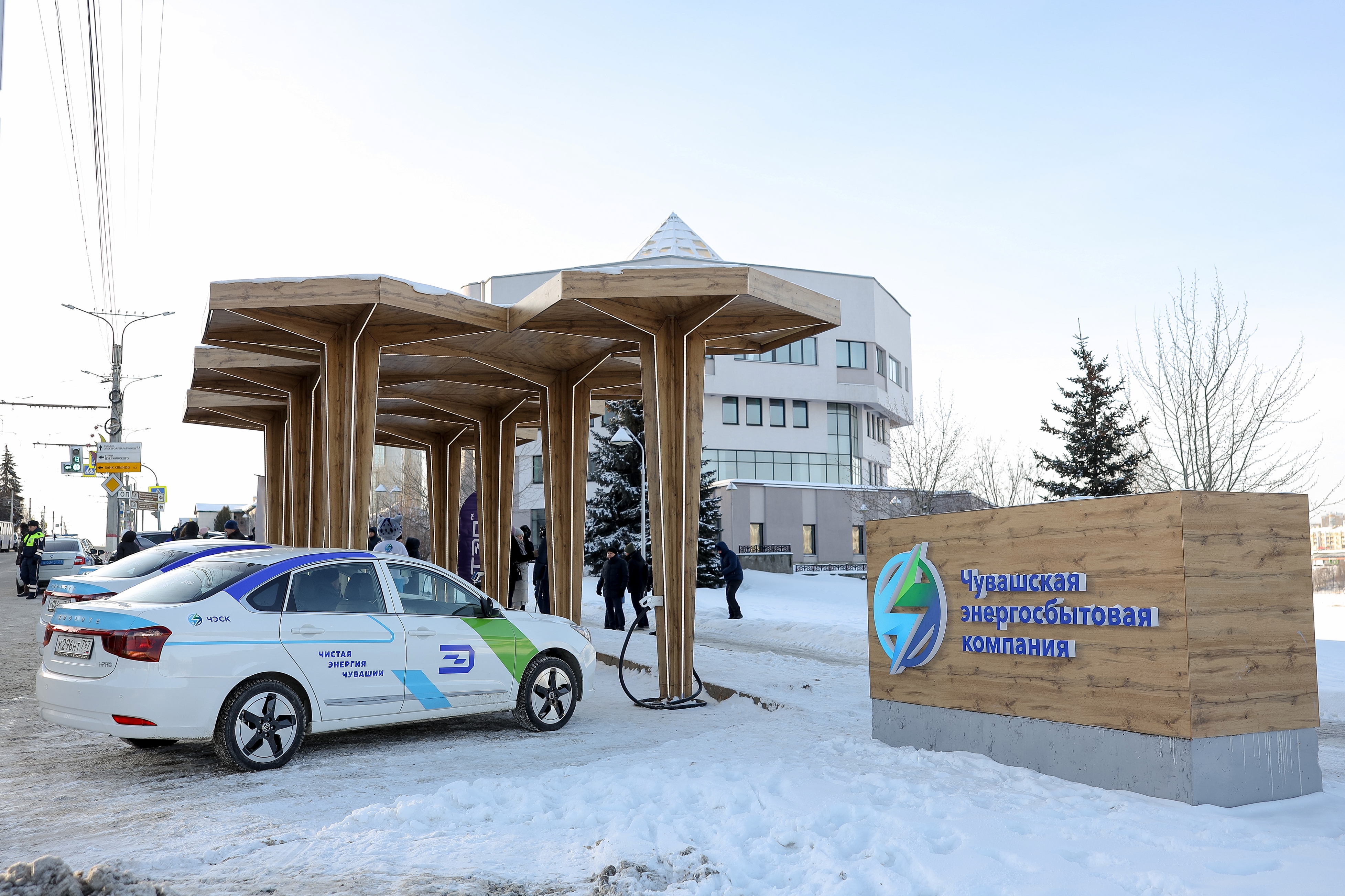 В столице Чувашии открылся новый элекрозаправочный комплекс ГК Трансэнергопром