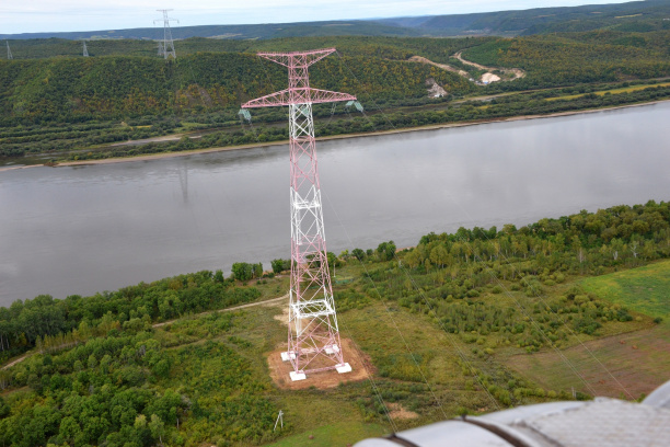 Компания «Россети ФСК ЕЭС» провела техническое обслуживание энерготранзитов в Китай