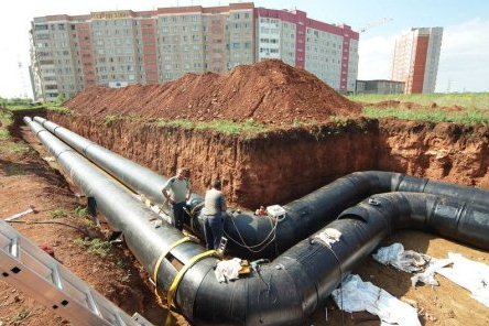 На время строительства участка тепломагистрали в Красноярске ограничат движение до августа