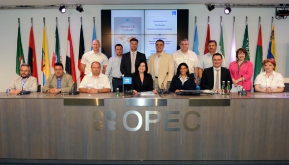 Программе ОПЕК по заморозке добычи нефти предрекли крах