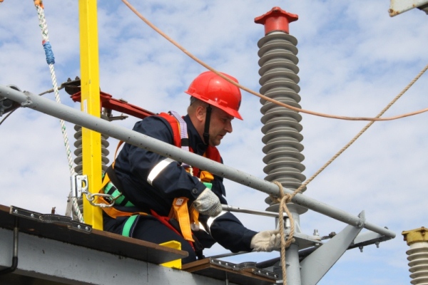 Кстовские энергетики отремонтировали 144 подстанции при подготовке к ОЗП