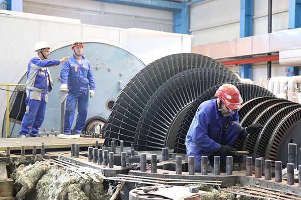 КОММОД contra КОМ: первые итоги