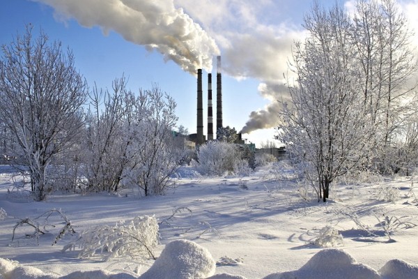 Повреждение на трубопроводе в Назарово устранено