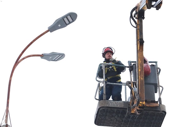 «Удмуртэнерго» модернизирует уличное освещение Ижевска