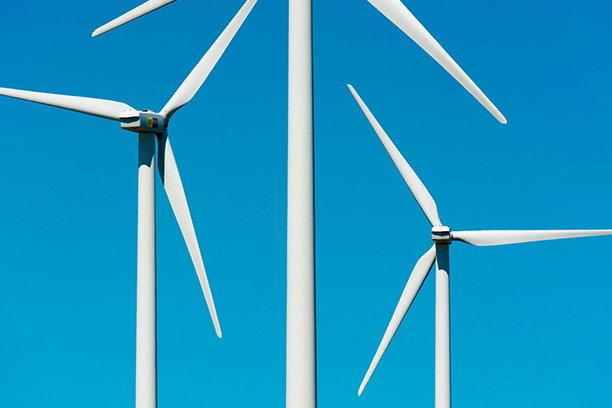 А не купить ли нам ветряк?