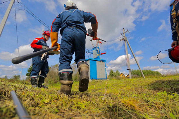 Филиал «Россети Центр Тверьэнерго» провел совместные с МЧС России учения по ликвидации нештатных ситуаций
