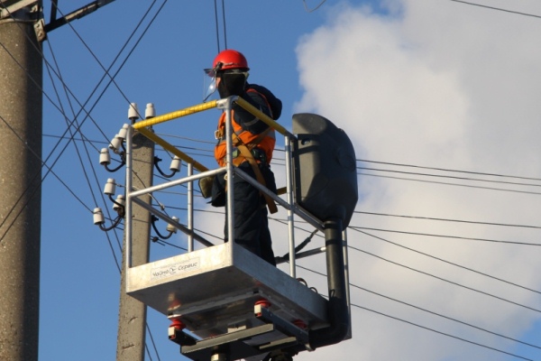 «Калугаэнерго» повышает надежность электросетей