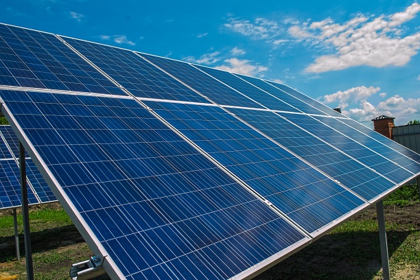 На Орской солнечной станции выработка чистой энергии за полгода выросла почти на 60 процентов