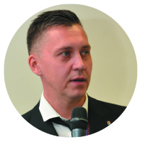 Денис Изикеев Денис Изикеев