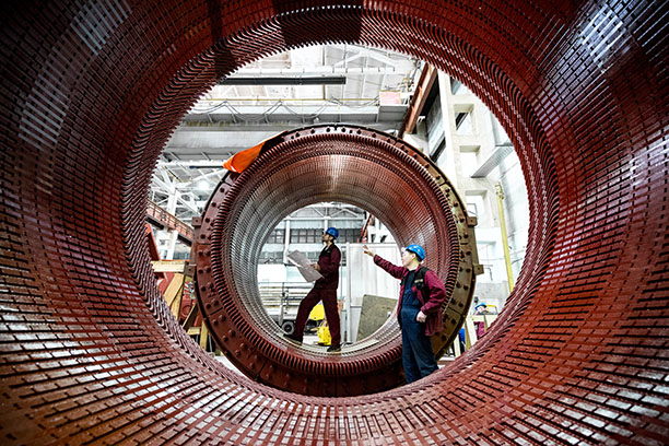 Концерн РУСЭЛПРОМ производит различные электрические машины, в том числе не имеющие аналогов в мире