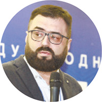 Виталий Бурцев