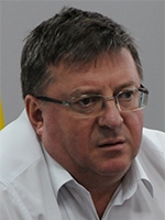 Андрей Петров